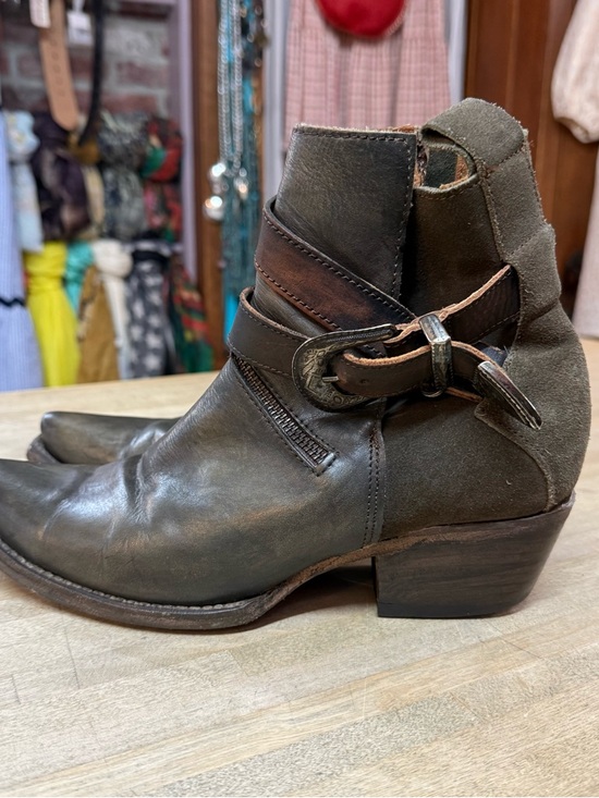 freebird Shoes - FREEBIRD Whip Boots Olive Green Leather and Suede Sz 8
